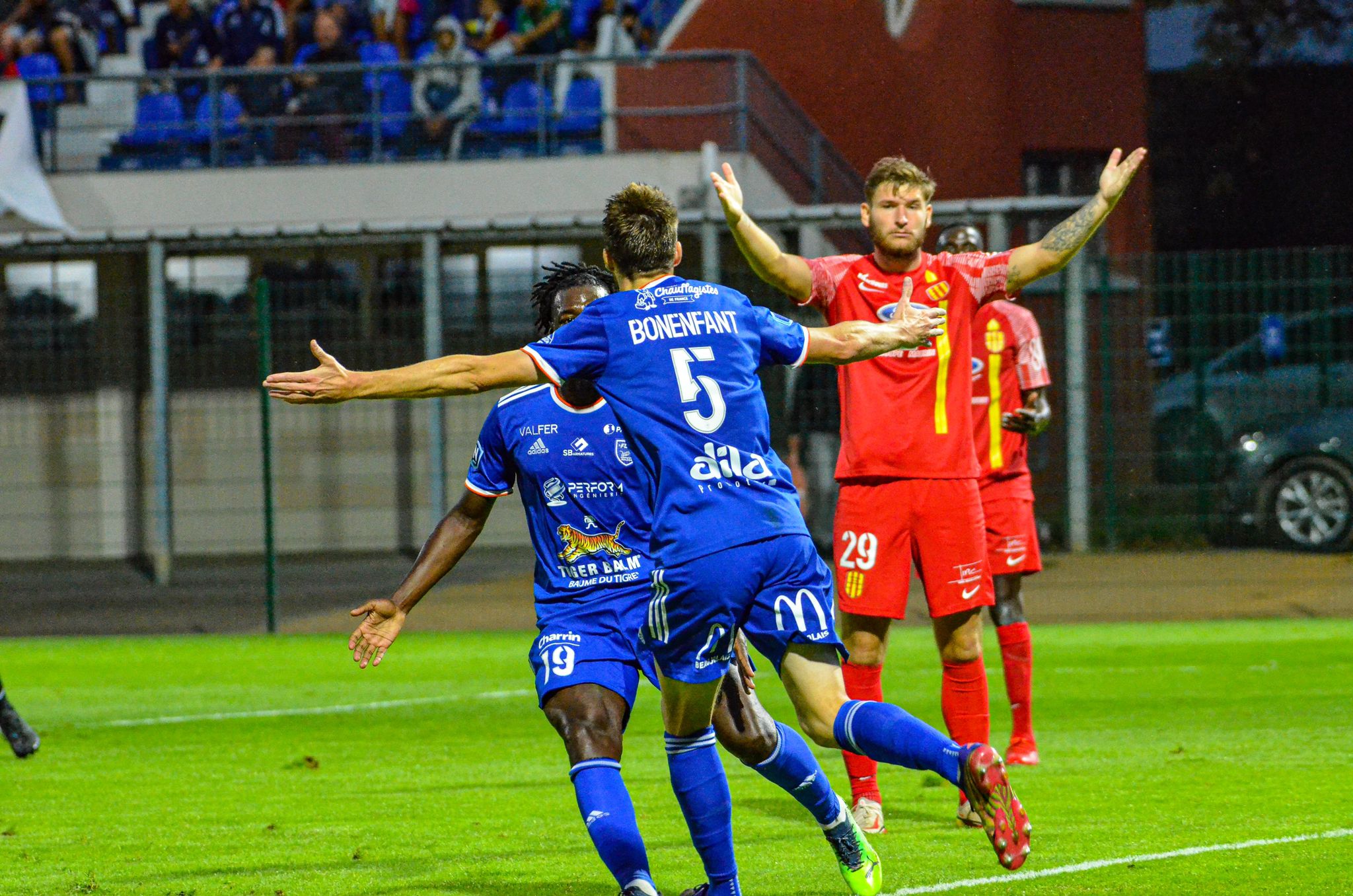 FCVB 1-1 FC Martigues : Rocambolesque ! - Footballcvb 